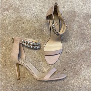 Jessica Simpson Diamond and Pearl Pump